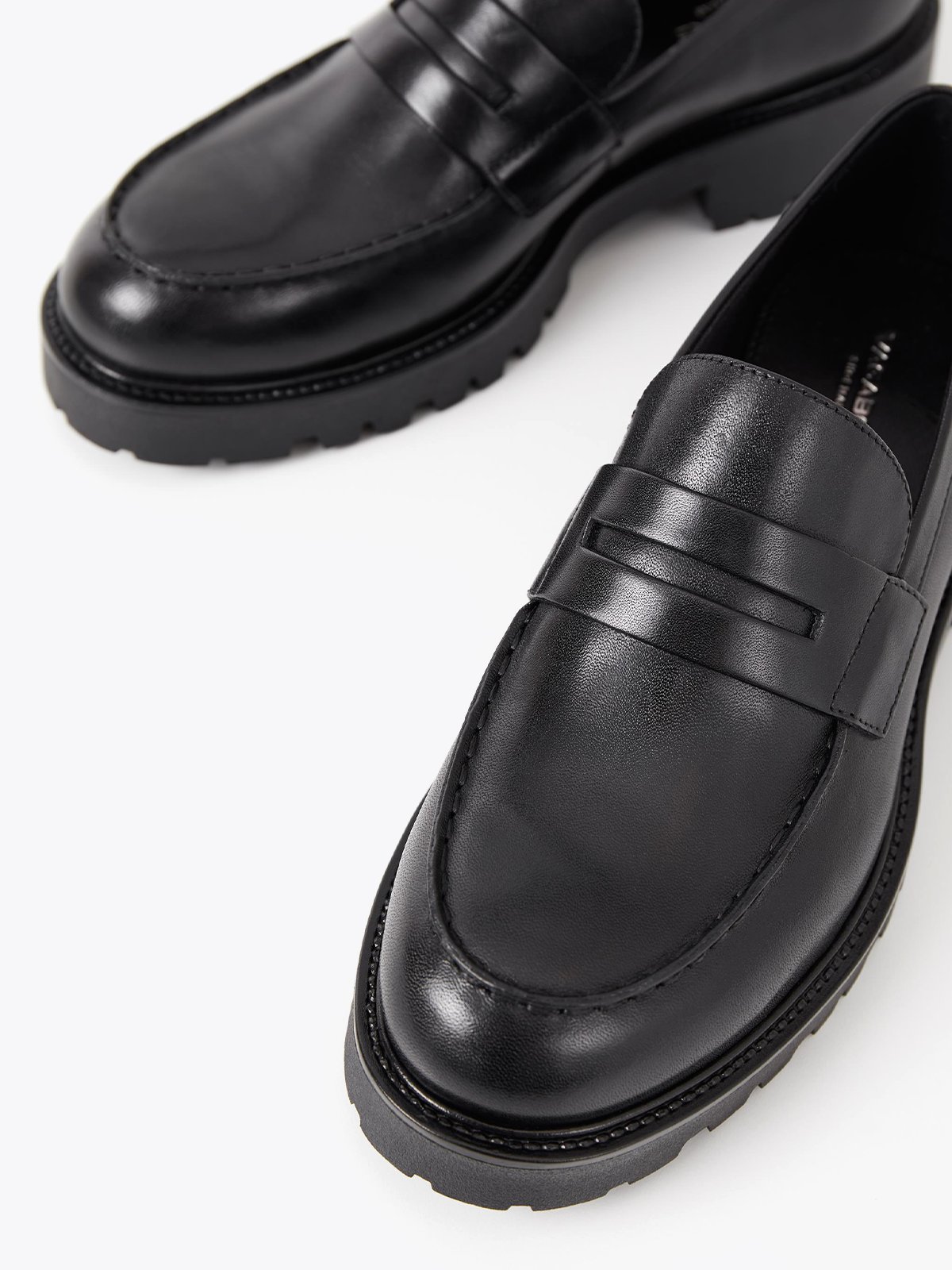 Vagabond Kenova Loafers Svart Skinn