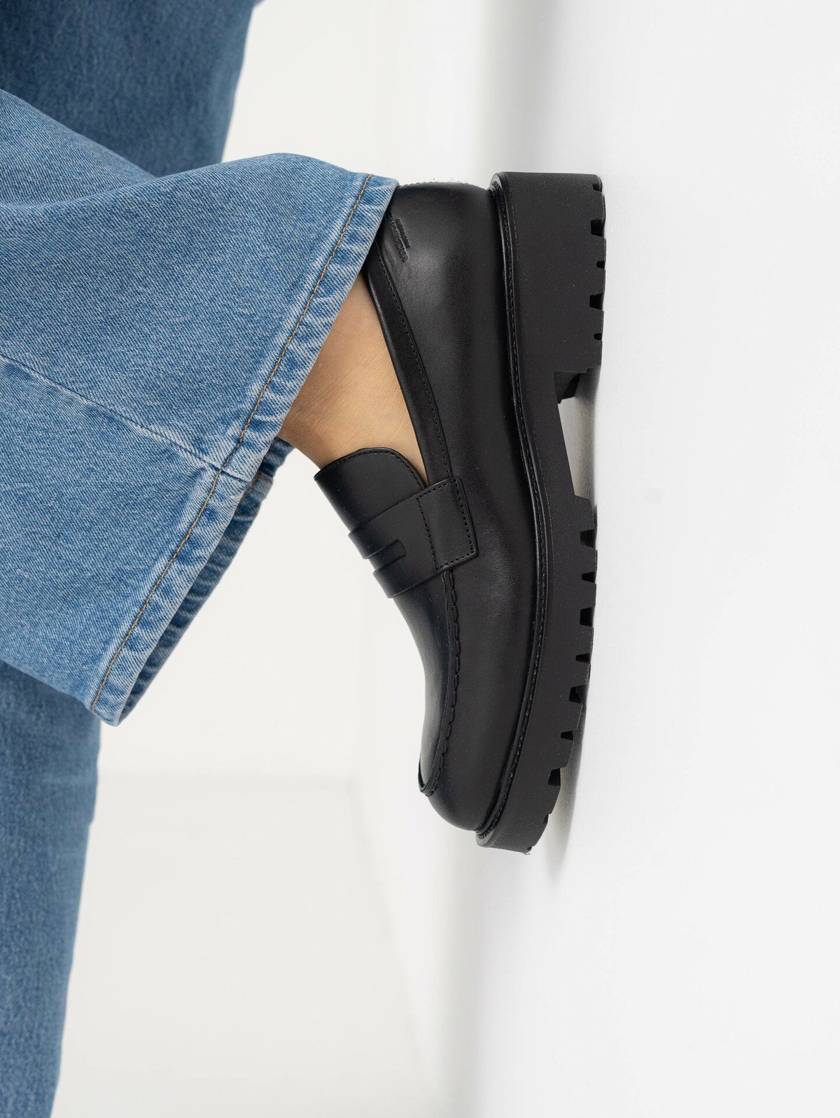 Vagabond Kenova Loafers Svart Skinn