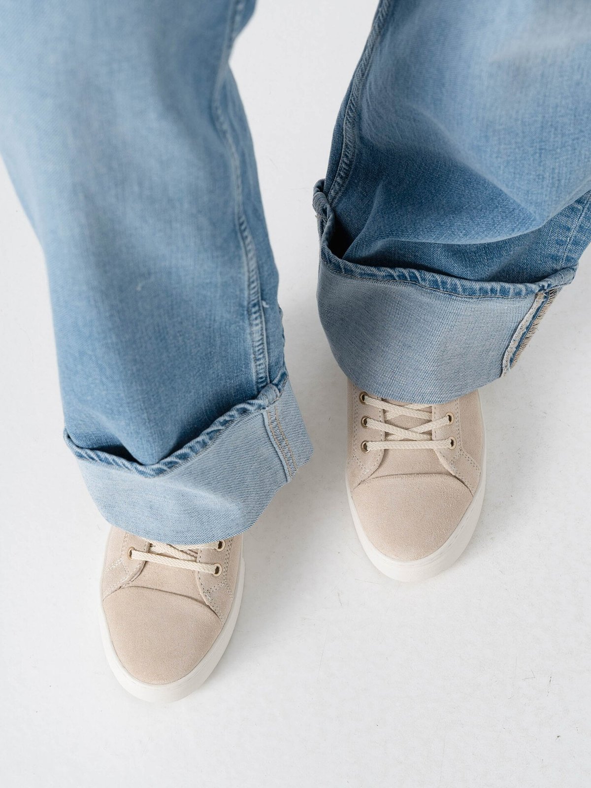 Vagabond Zoe Platform Suede Offwhite