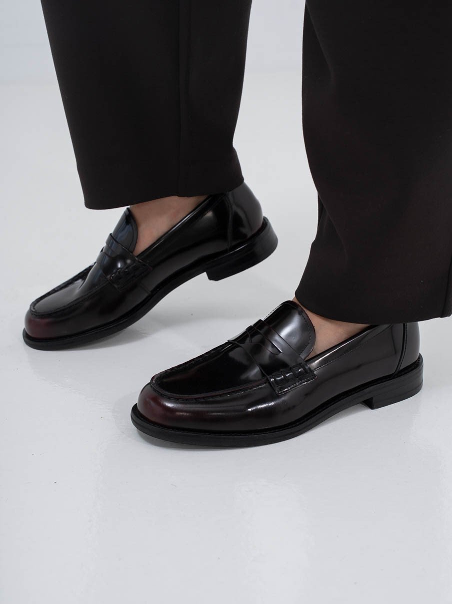 Vagabond Linn Leather Loafers Mørkerød, polert skinn