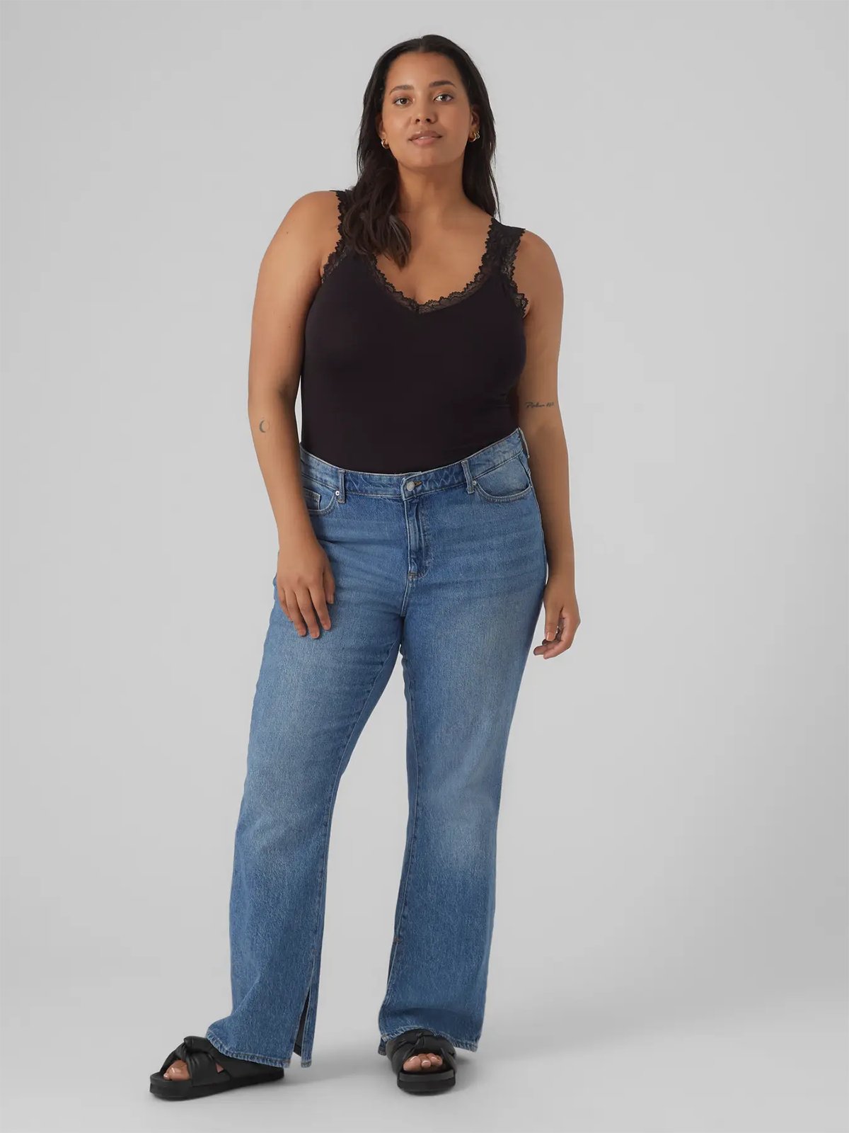 Vero Moda Curve Rosa Short Sleeve Top Black