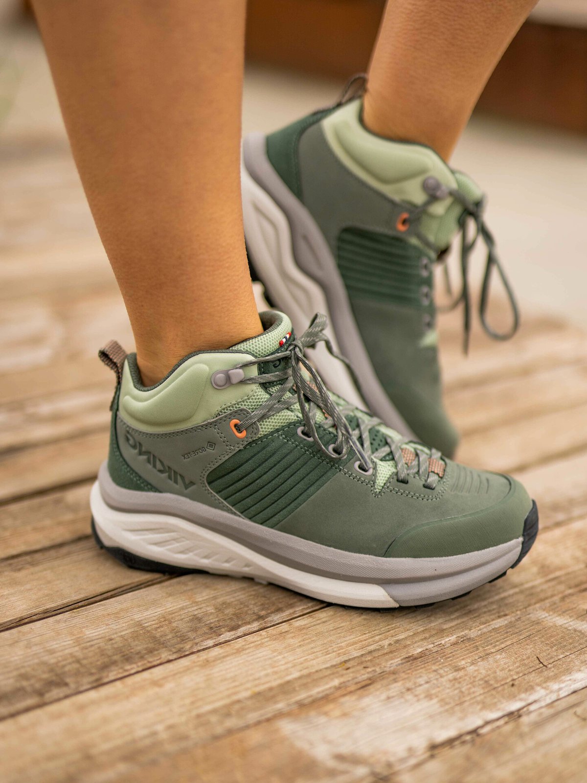 Viking Cerra Hike Mid Gore-TEX W Green / Light Grey