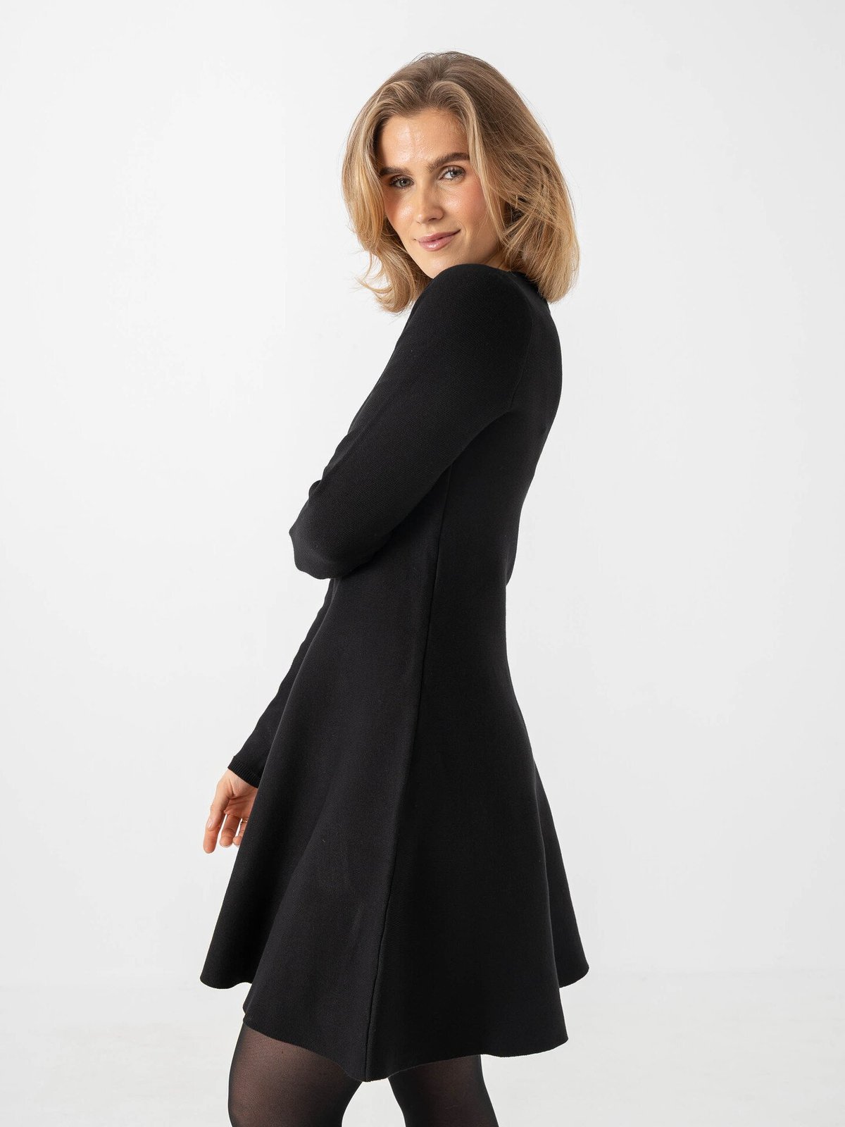 Vila Sway Long Sleeve O-Neck Skater Knit Dress Black Beauty