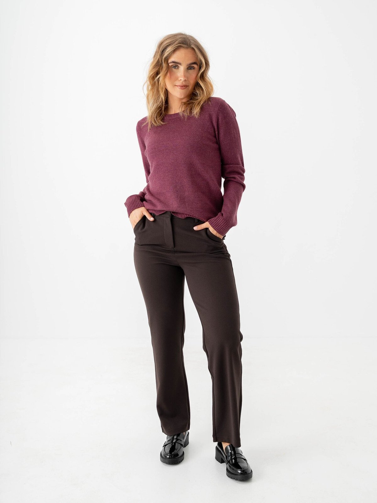 Vero Moda Zamira Mid Waist Straight Pant Chocolate Torte