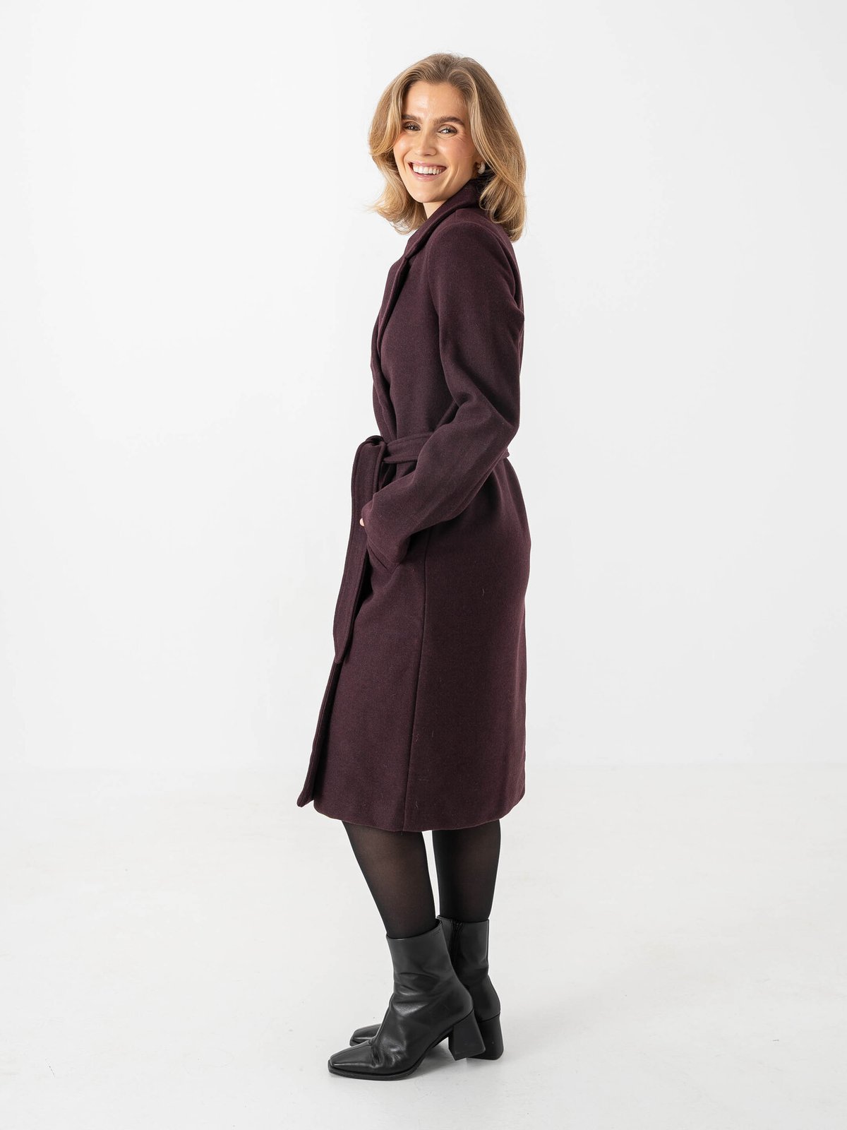 Vero Moda Fortuneaya Long Coat Winetasting