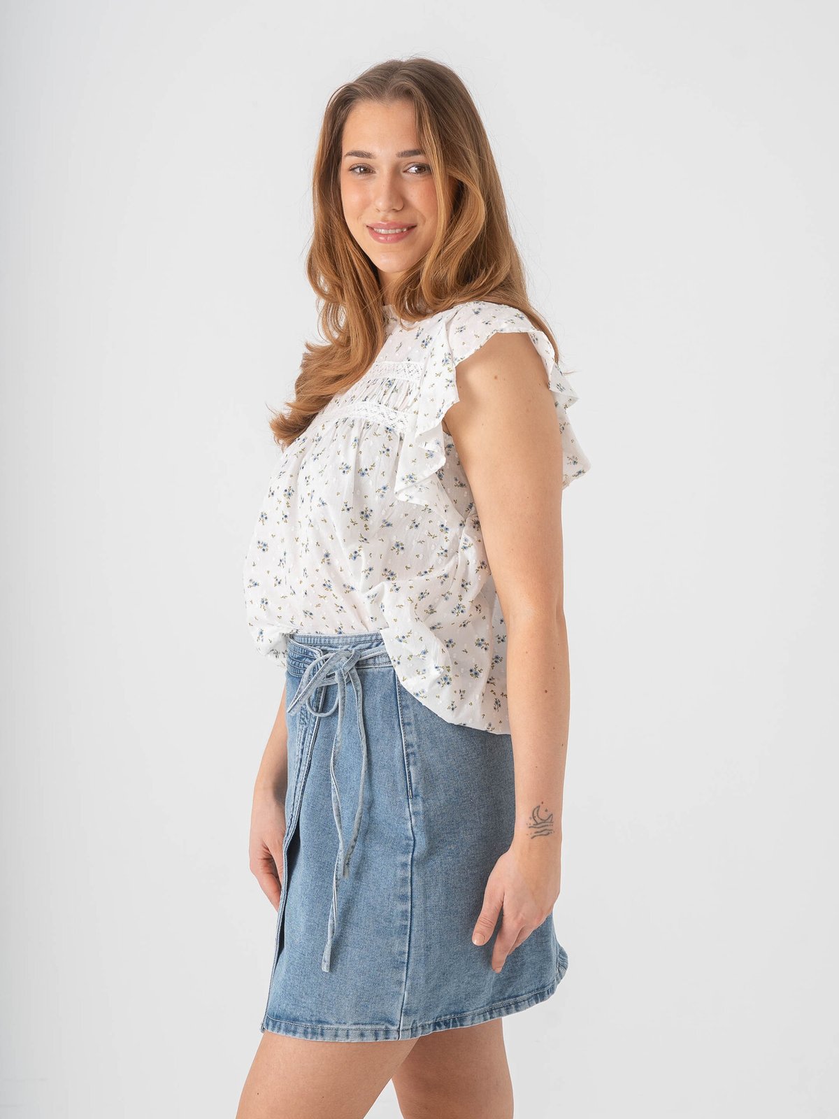Vero Moda Trine Sleeveless Lace Top Snow White Maguerite Blue Jasper