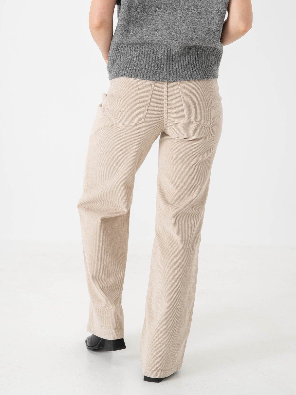 Vero Moda Tessa Wide Corduroy Pants Oatmeal