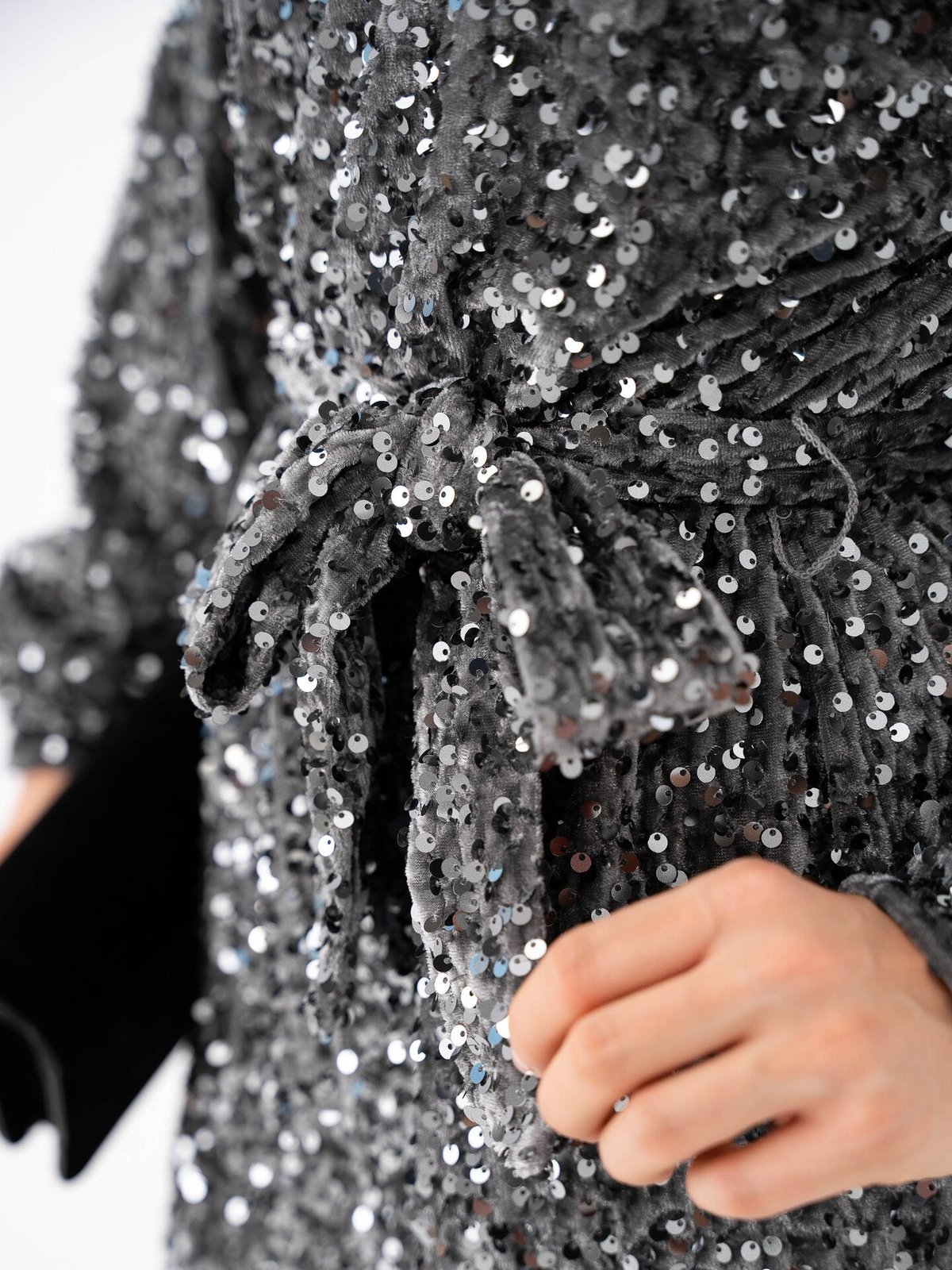 Vero Moda Bella Long Sleeve Boatneck Short Dress Griffin Sequins