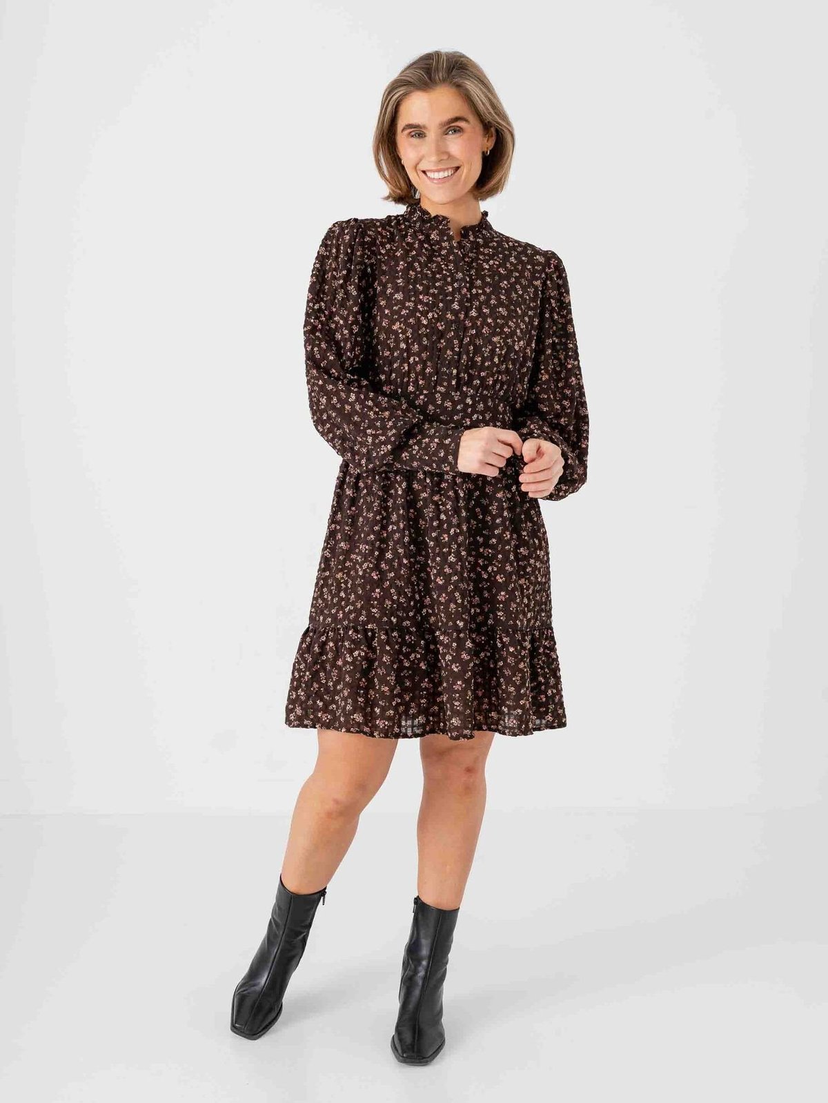 Vero Moda Aware Noelle Long Sleeve High Neck Short Dress Chocolate Torte Rose Elegance