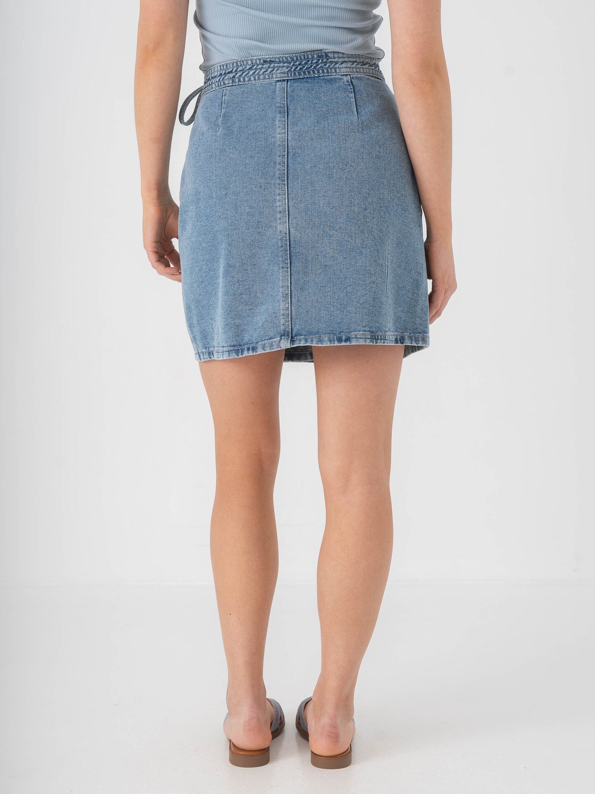 Vero Moda Liza Mid Rise Short Denim Wrap Skirt Medium Blue Denim