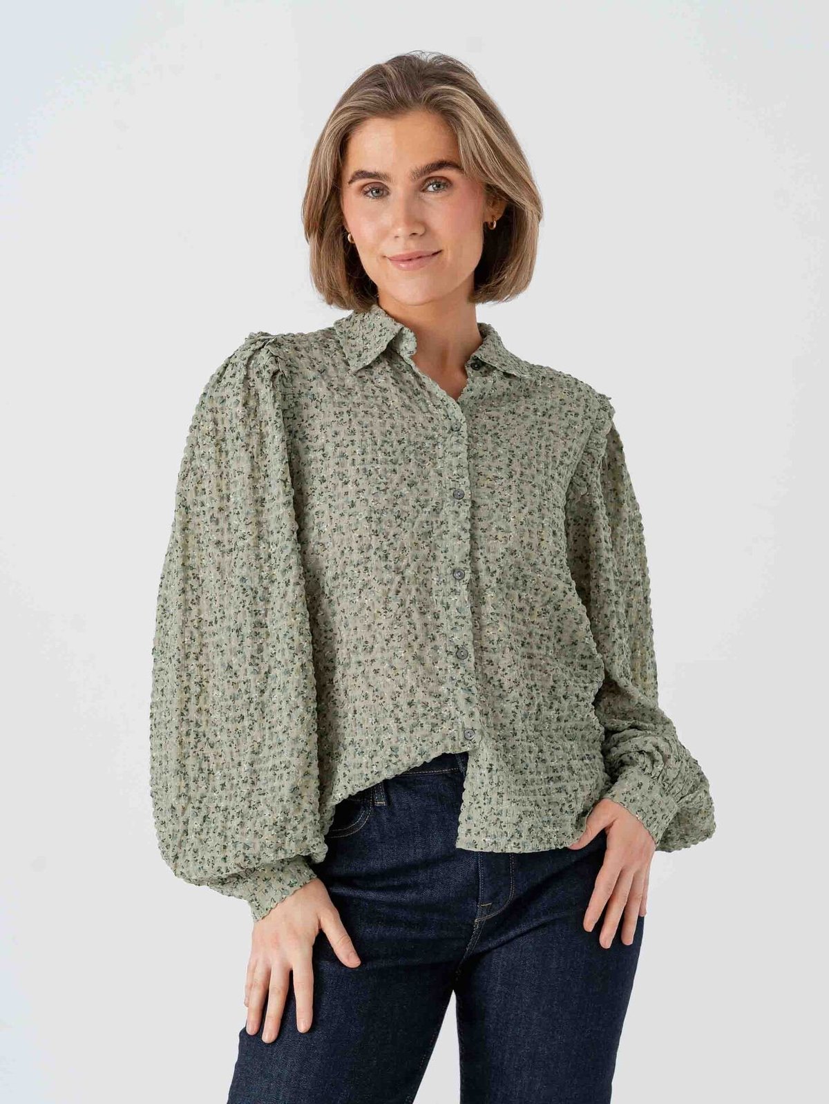 Vero Moda Aware Noelle Long Sleeve Shirt Hedge Green Iceberg Green