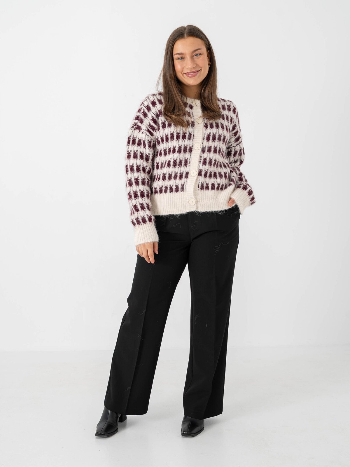 Vero Moda Lisa Long Sleeve O-Neck Cardigan Birch w. Winetasting