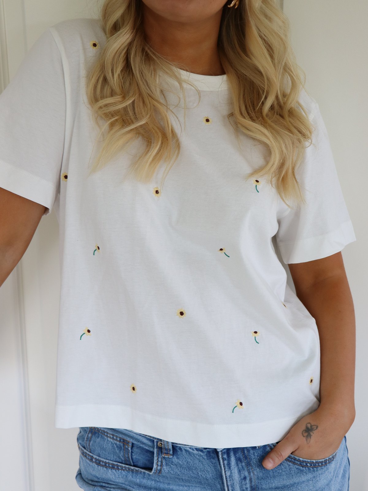 Vero Moda Sola Mette Short Sleeve Top Snow White / Sunflower