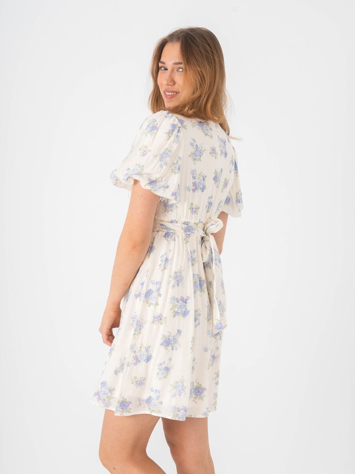 Vero Moda Bella 2/4 V-Neck Short Dress Birch Blue bella flower