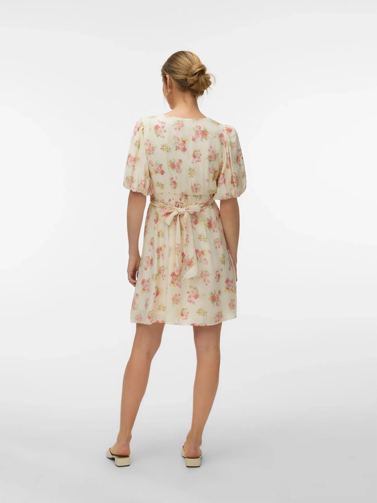 Vero Moda Bella 2/4 V-Neck Short Dress Birch Pink bella flower