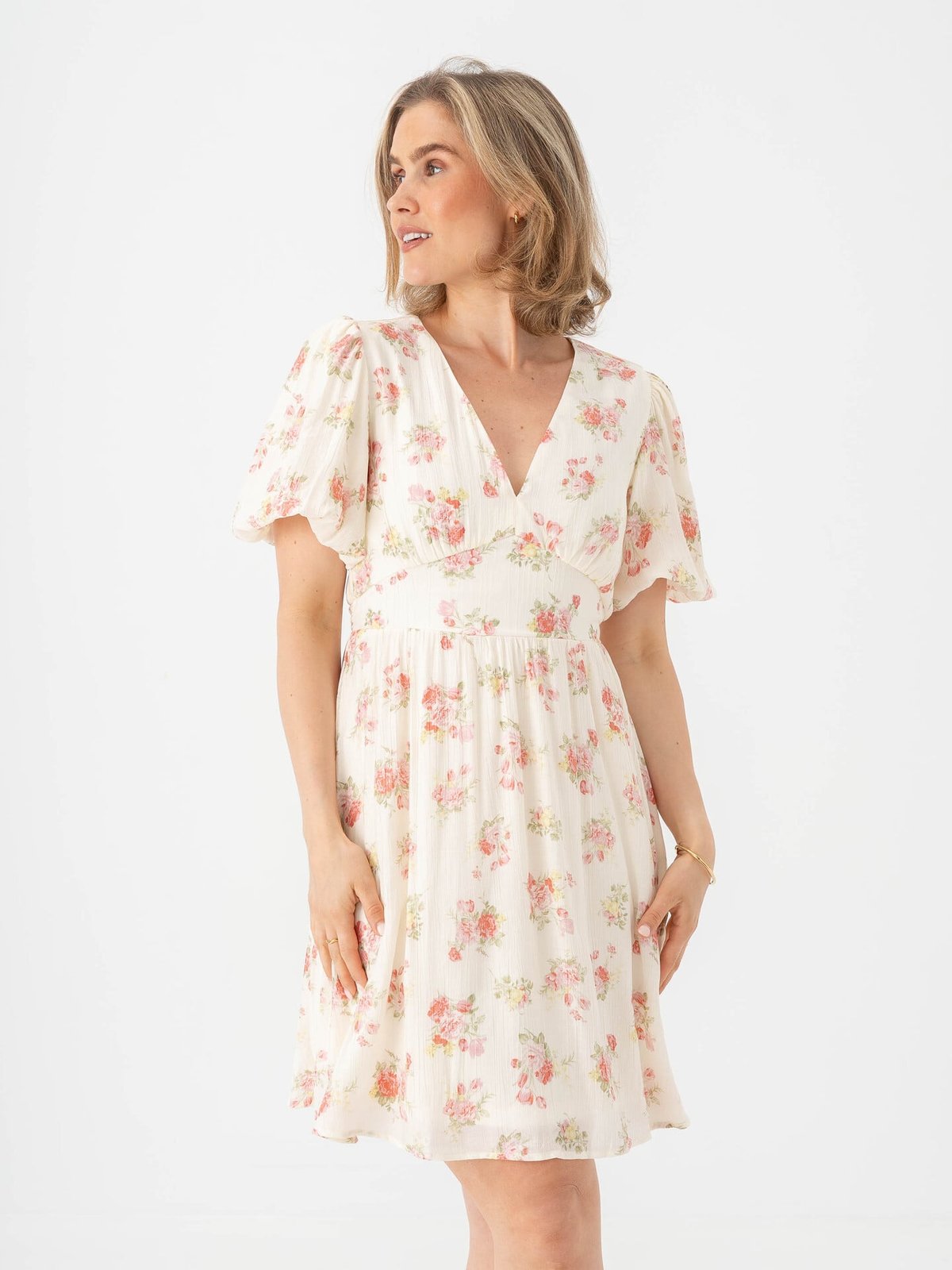 Vero Moda Bella 2/4 V-Neck Short Dress Birch Pink bella flower