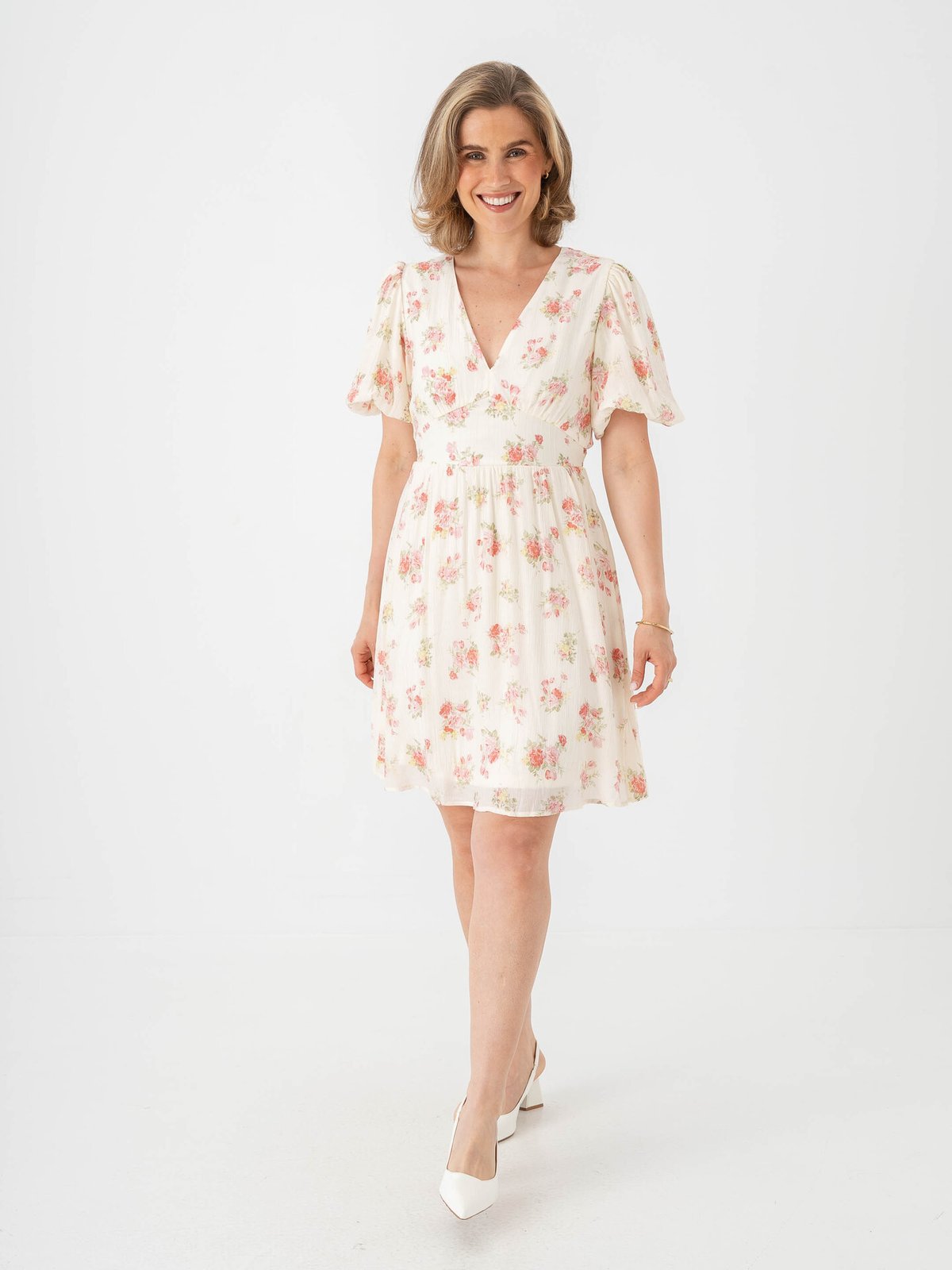 Vero Moda Bella 2/4 V-Neck Short Dress Birch Pink bella flower