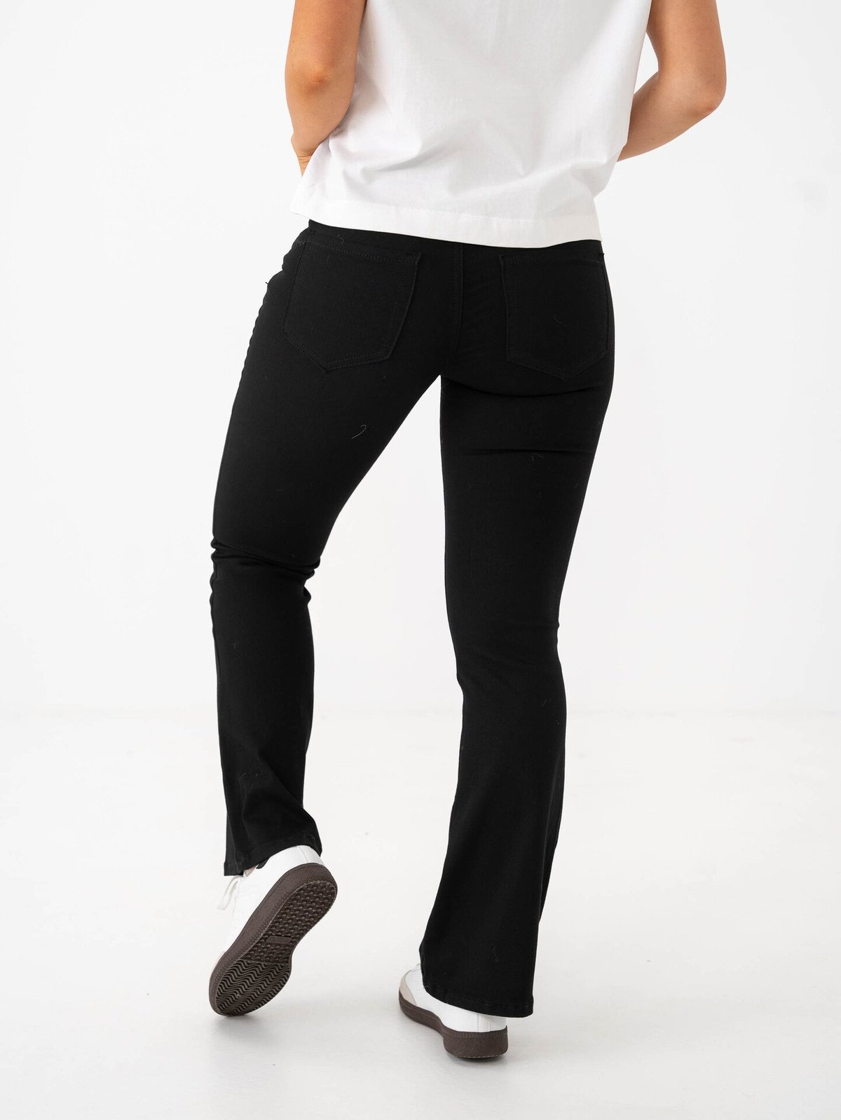 Vero Moda Flash Flared Jeans Black