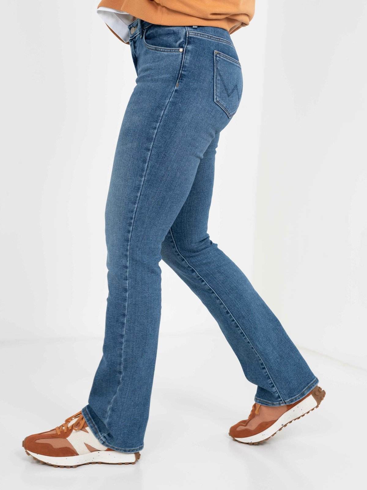 Wrangler Bootcut Raven