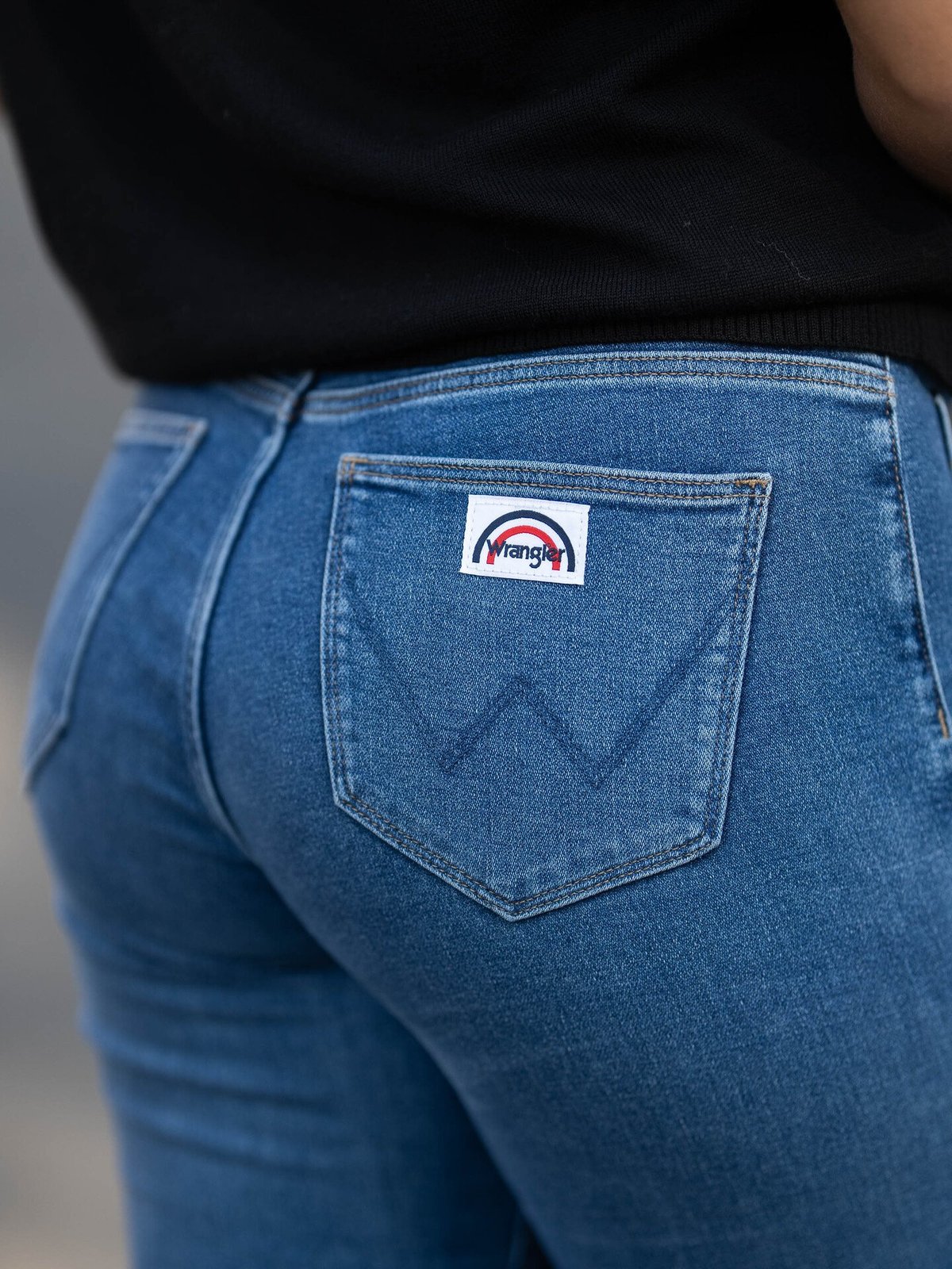 Wrangler Flare Raven