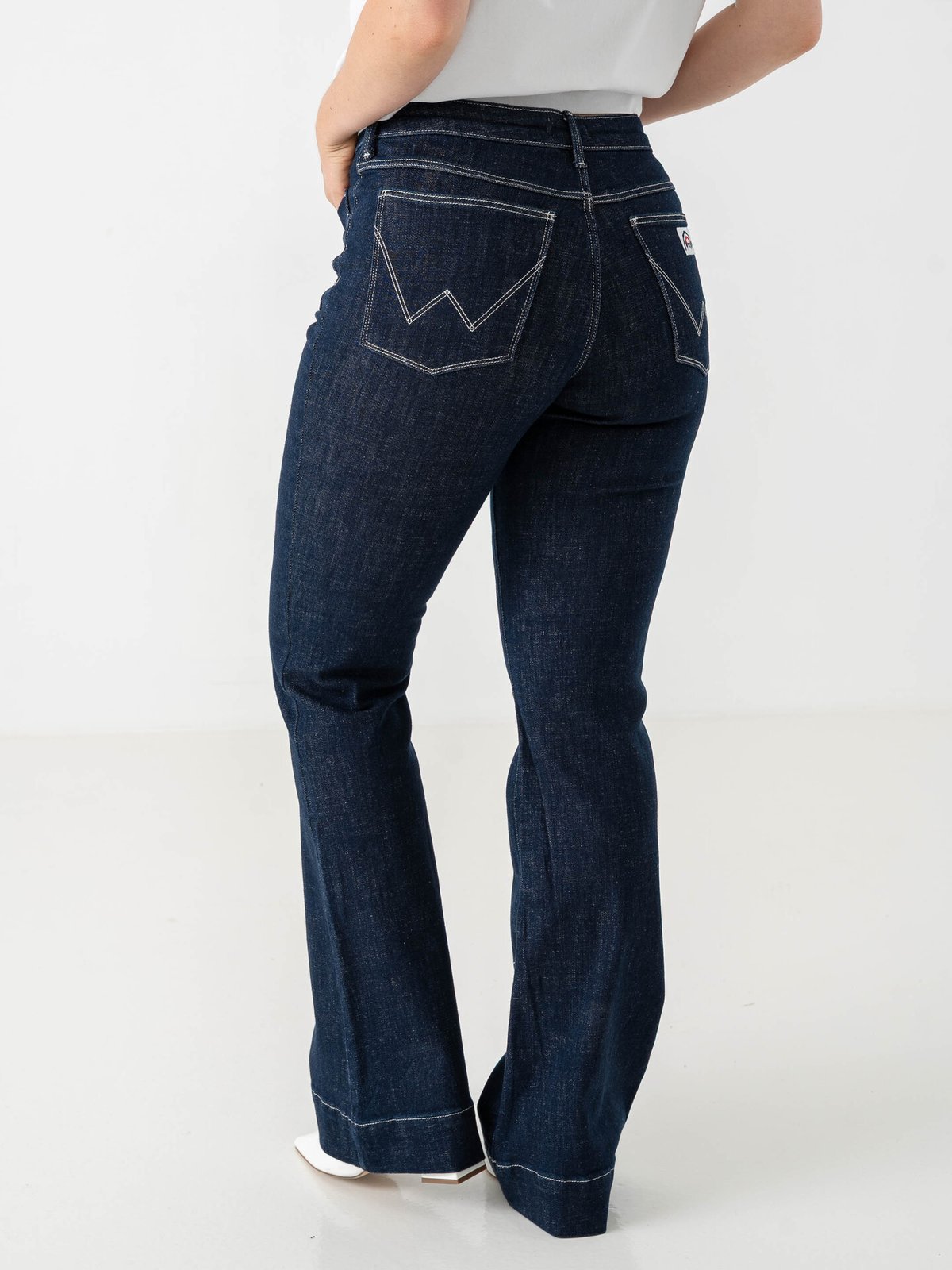 Wrangler Flare Dark Orbit
