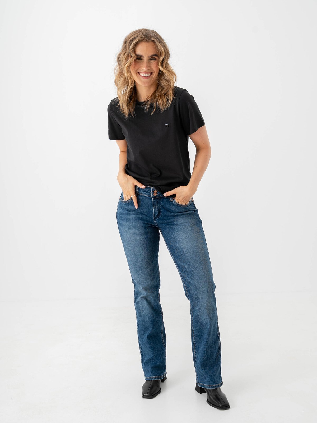 Wrangler Sign Off Tee Black