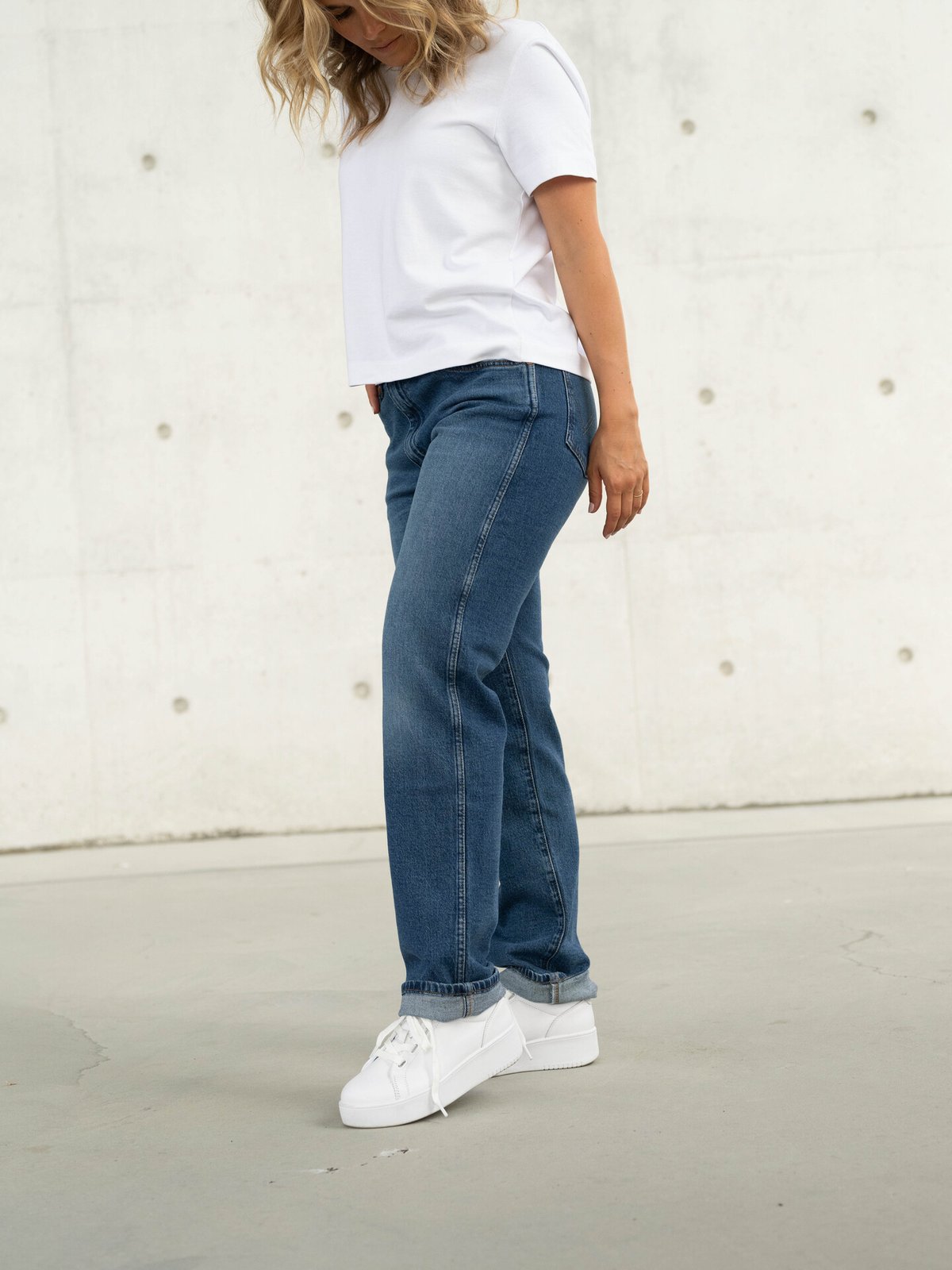 Wrangler Sunset Dark Wash