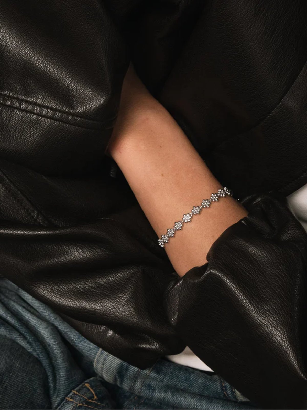 Who Is She Flower Bracelet Silver Silver