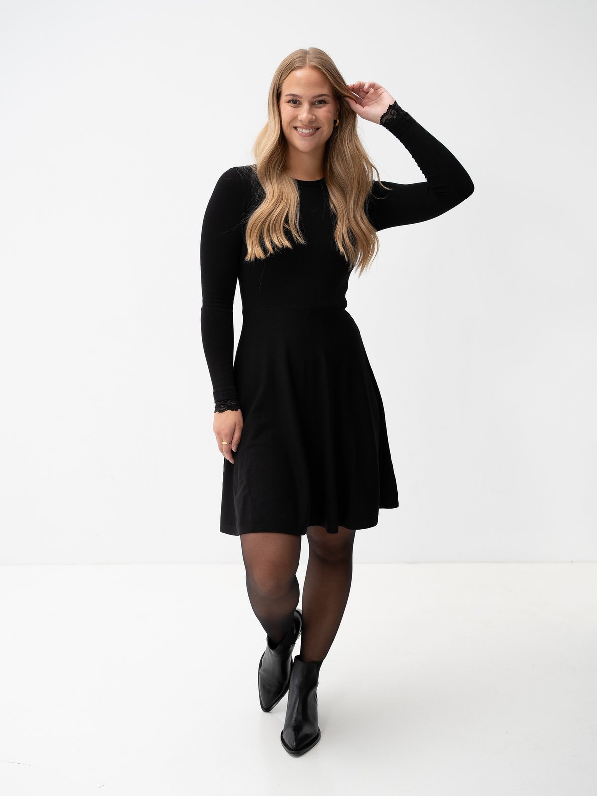 Y.A.S Becco Long Sleeve Knit Dress Black