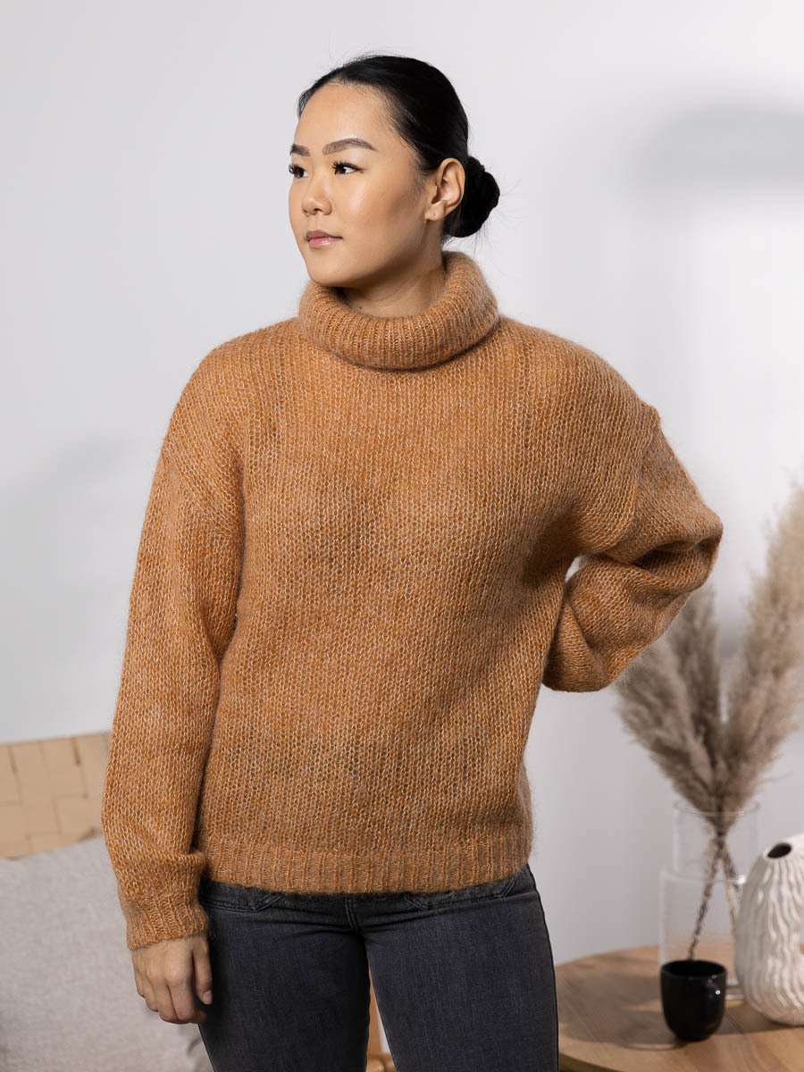 Y.A.S Lambi Long Sleeve Knit Rollneck Camel