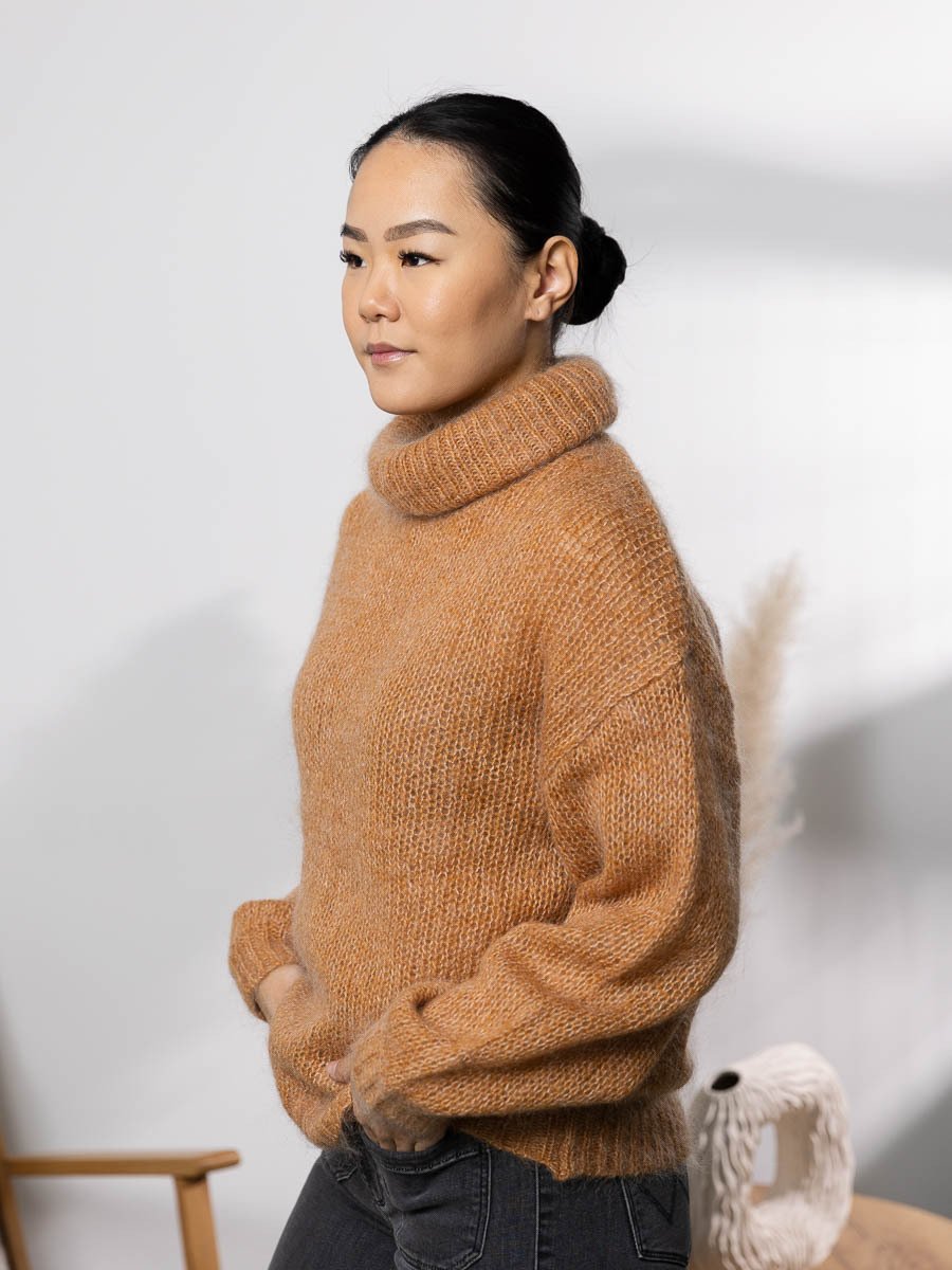 Y.A.S Lambi Long Sleeve Knit Rollneck Camel