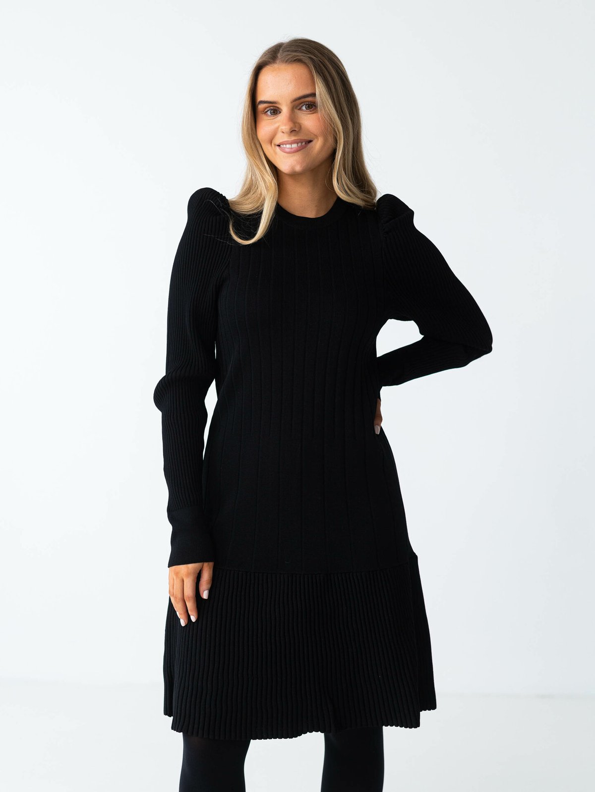Y.A.S Elina Long Sleeve Knit Dress Black