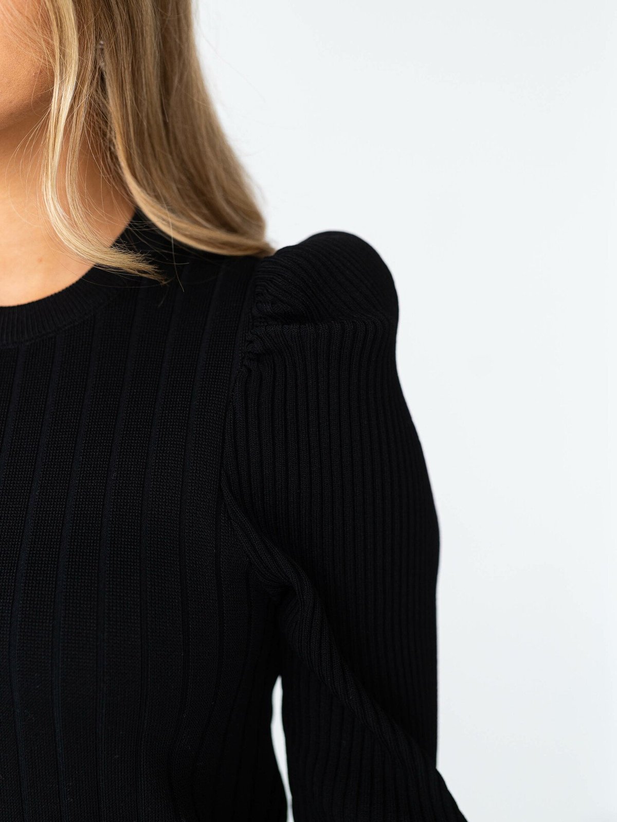 Y.A.S Elina Long Sleeve Knit Dress Black