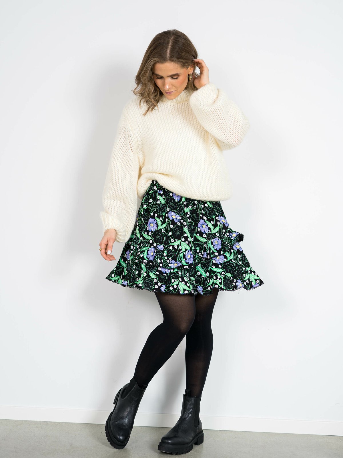 Y.A.S Katyra High Waist Skirt Black