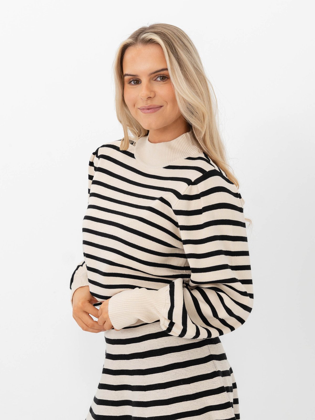Y.A.S Fonny Long Sleeve Knit Pullover Birch Black Stripes
