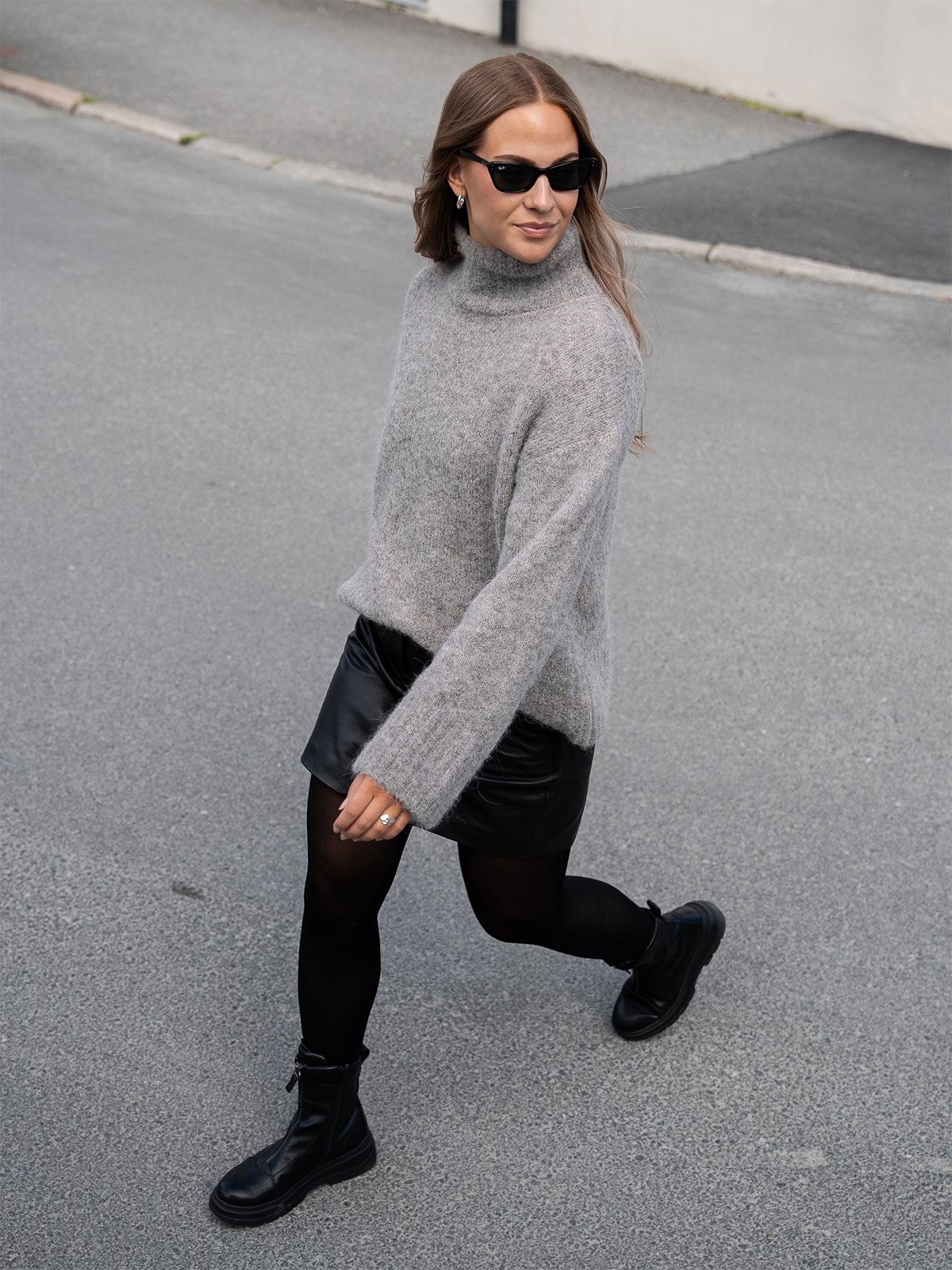 Y.A.S Lyma Leather Skirt Black