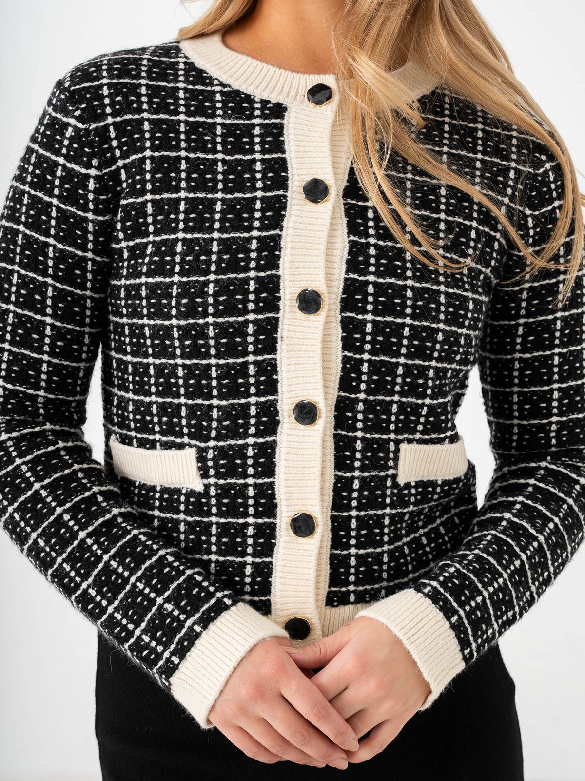 Y.A.S Livia Long Sleeve Short Knit Cardigan Black