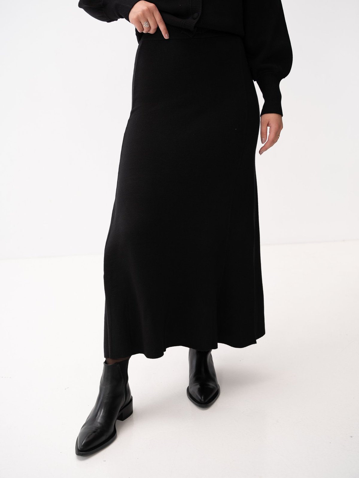 Y.A.S Fonny High Waist Ankle Skirt Black