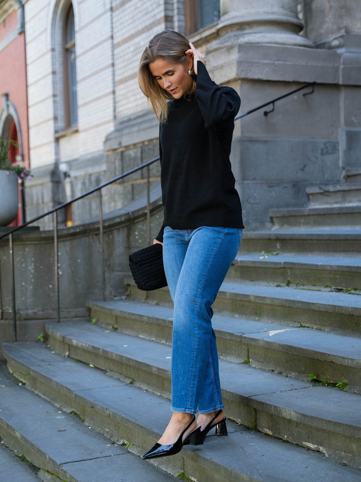 Y.A.S Emilie O-Neck Knit Pullover Black
