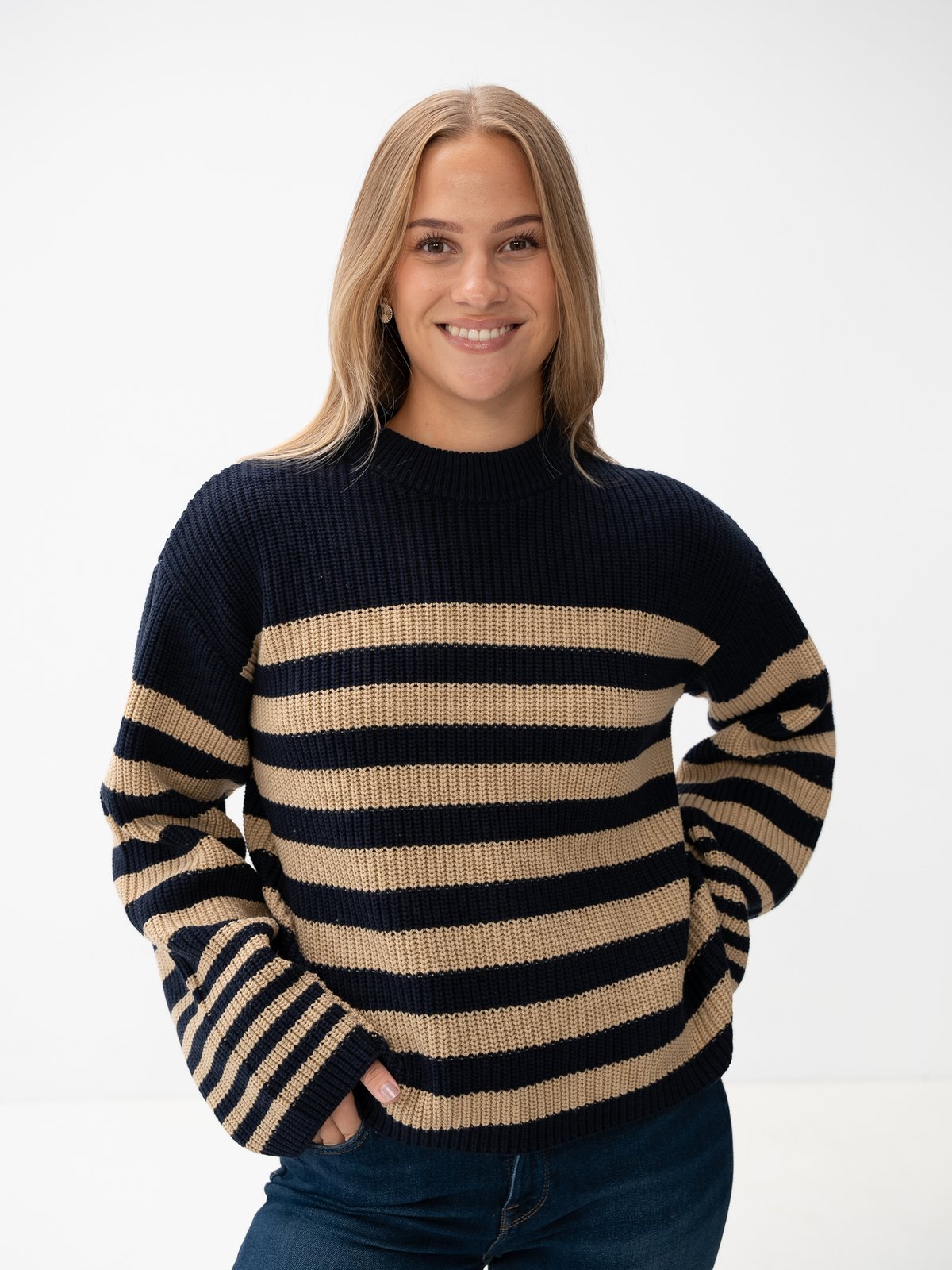 Y.A.S Riga Long Sleeve Knit Pullover Navy Blazer Safari