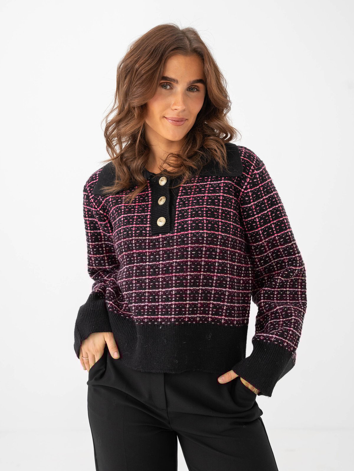 Y.A.S Liviana Long Sleeve Knit Pullover Black / Raspberry
