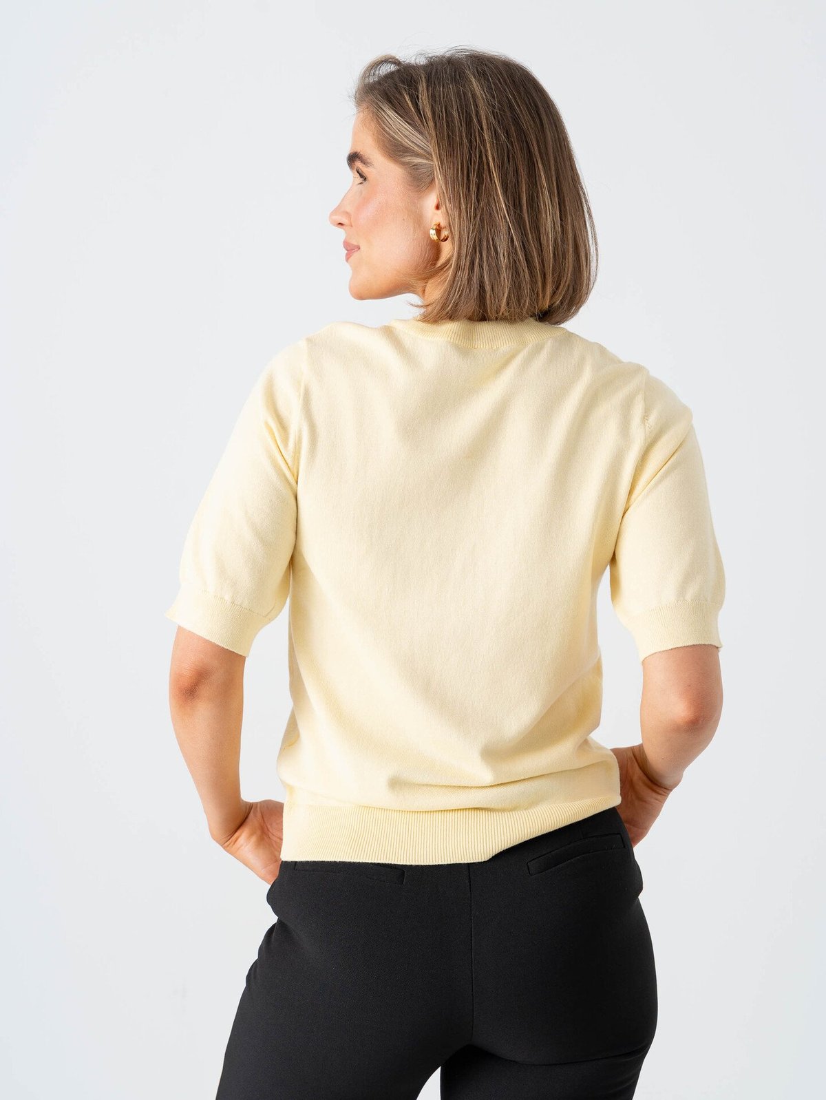 Y.A.S Lena Short Sleeve Knit Pullover Anise Flower