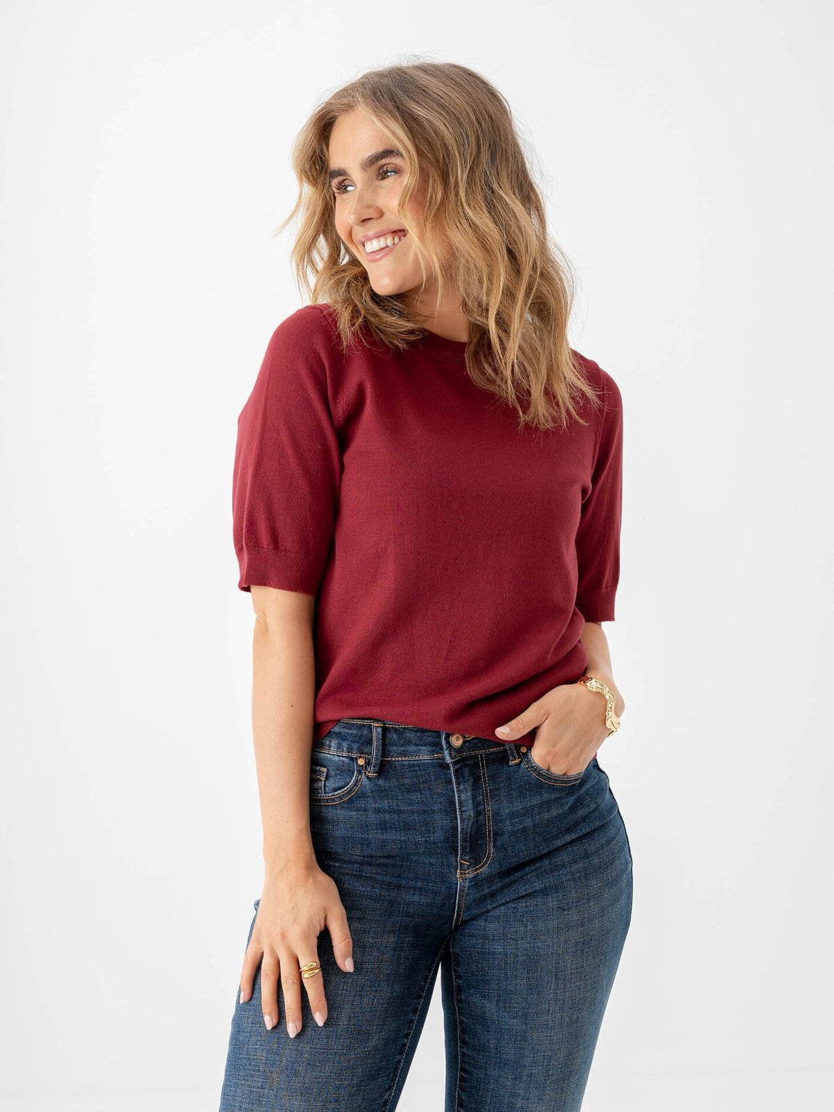 Y.A.S Lena Short Sleeve Knit Pullover Tibetan Red