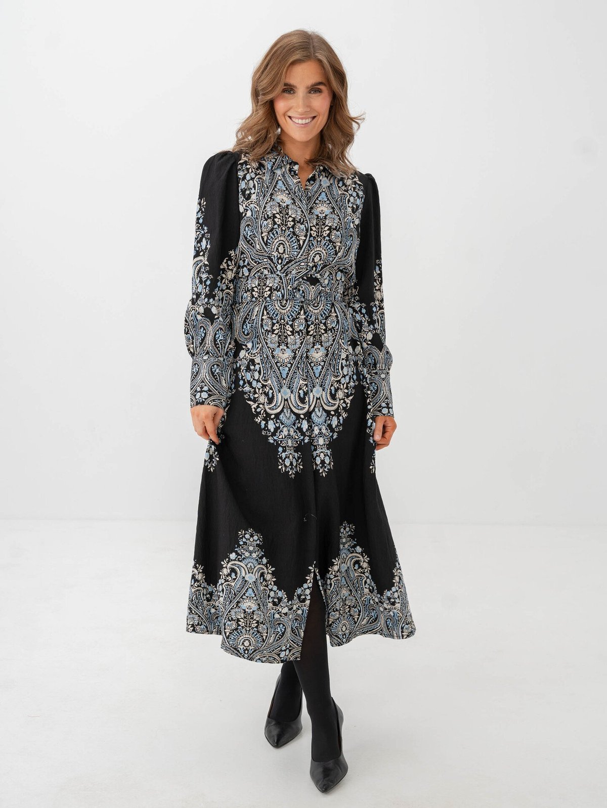 Y.A.S Birma Long Sleeve Long Shirt Dress Black Birma Print