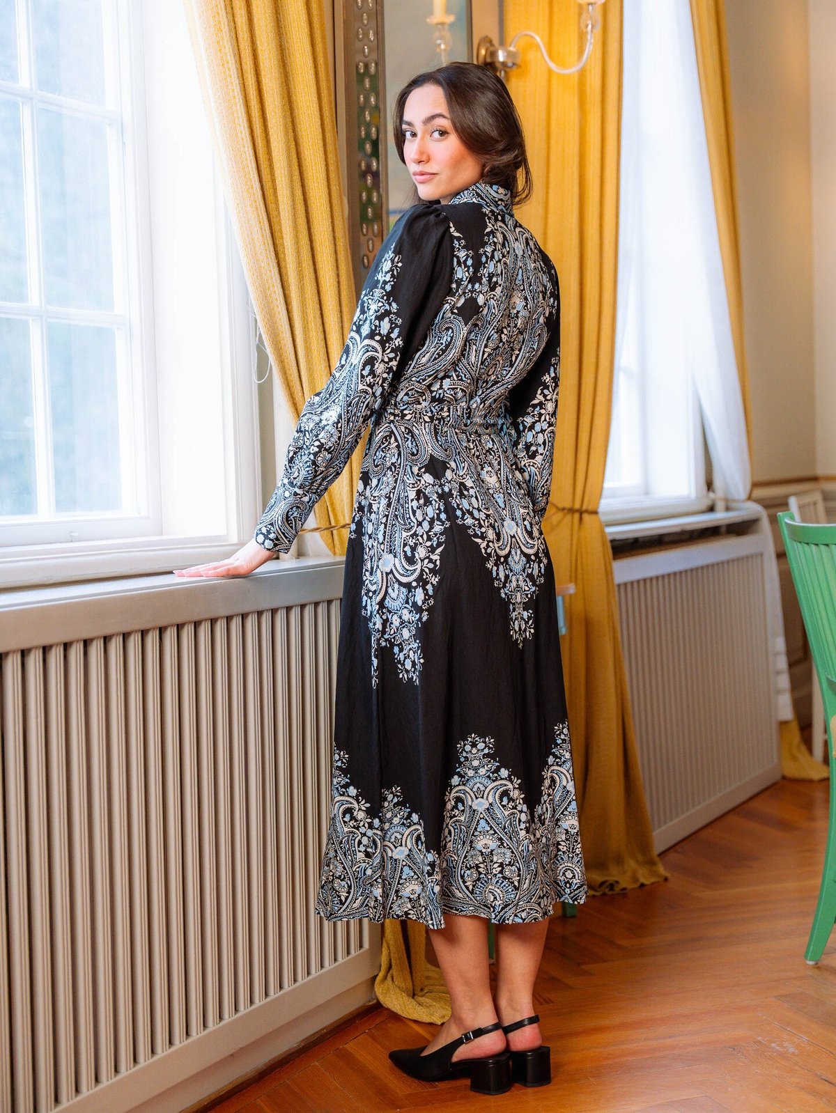 Y.A.S Birma Long Sleeve Long Shirt Dress Black Birma Print