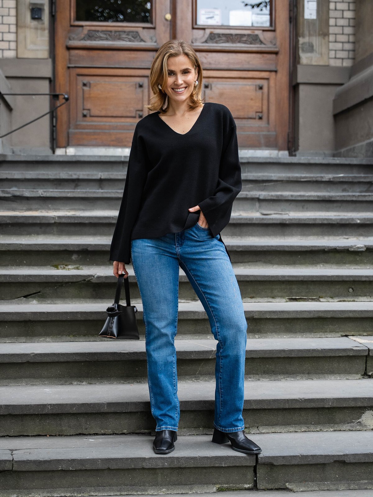 Y.A.S Elma Long Sleeve V-Neck Knit Pullover Black