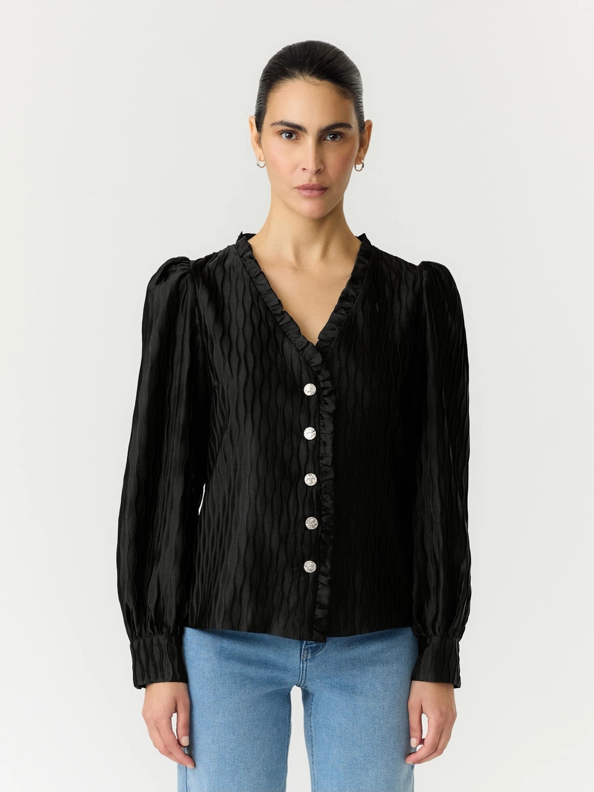 Y.A.S Ripple Long Sleeve V-Neck Shirt Black