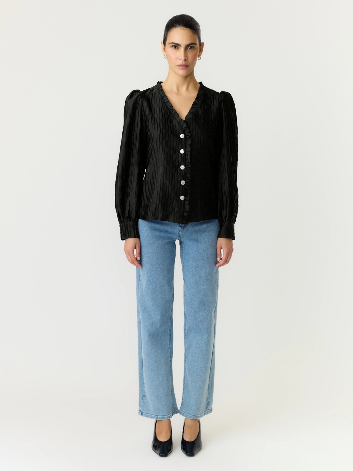 Y.A.S Ripple Long Sleeve V-Neck Shirt Black