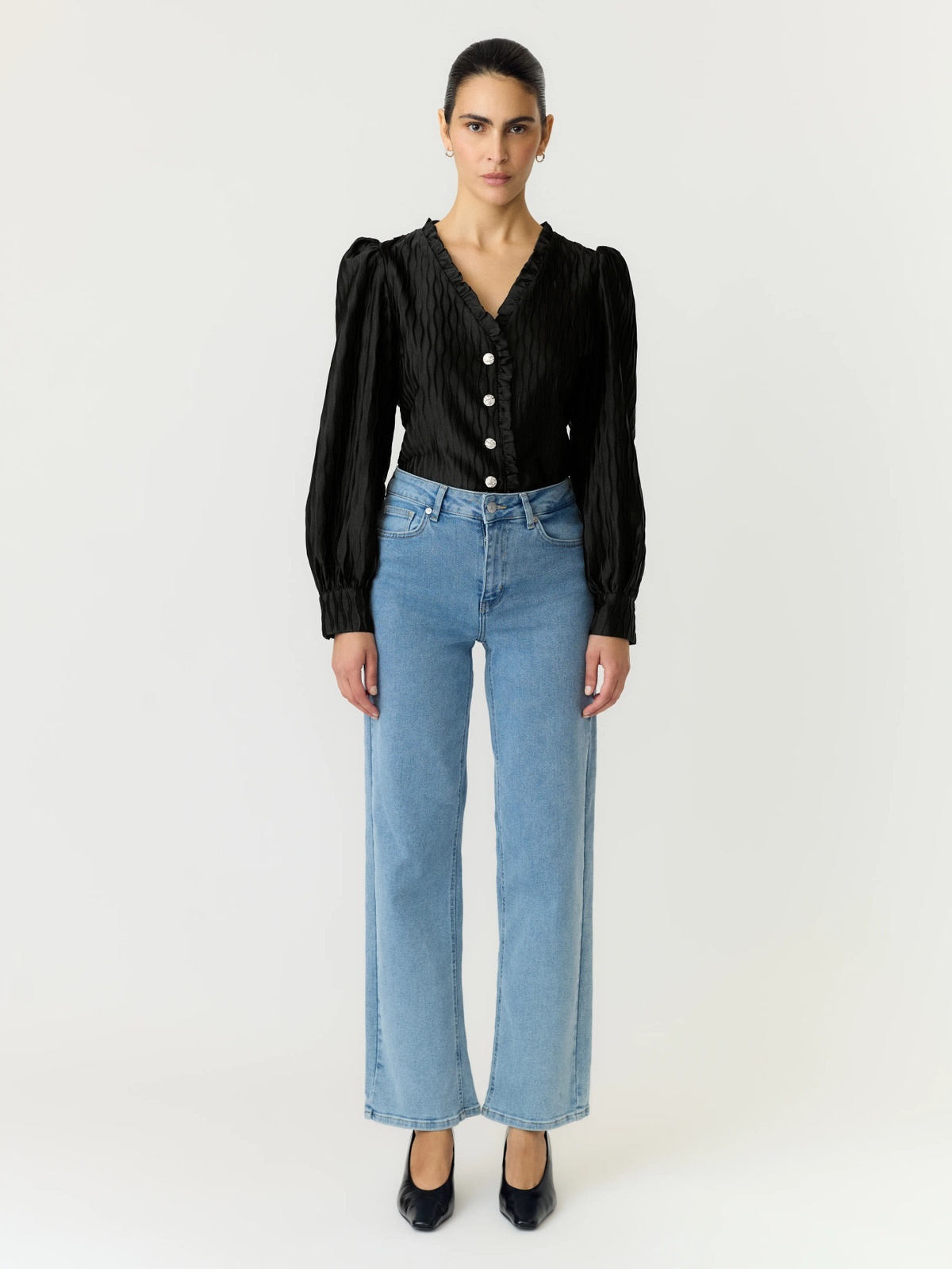 Y.A.S Ripple Long Sleeve V-Neck Shirt Black