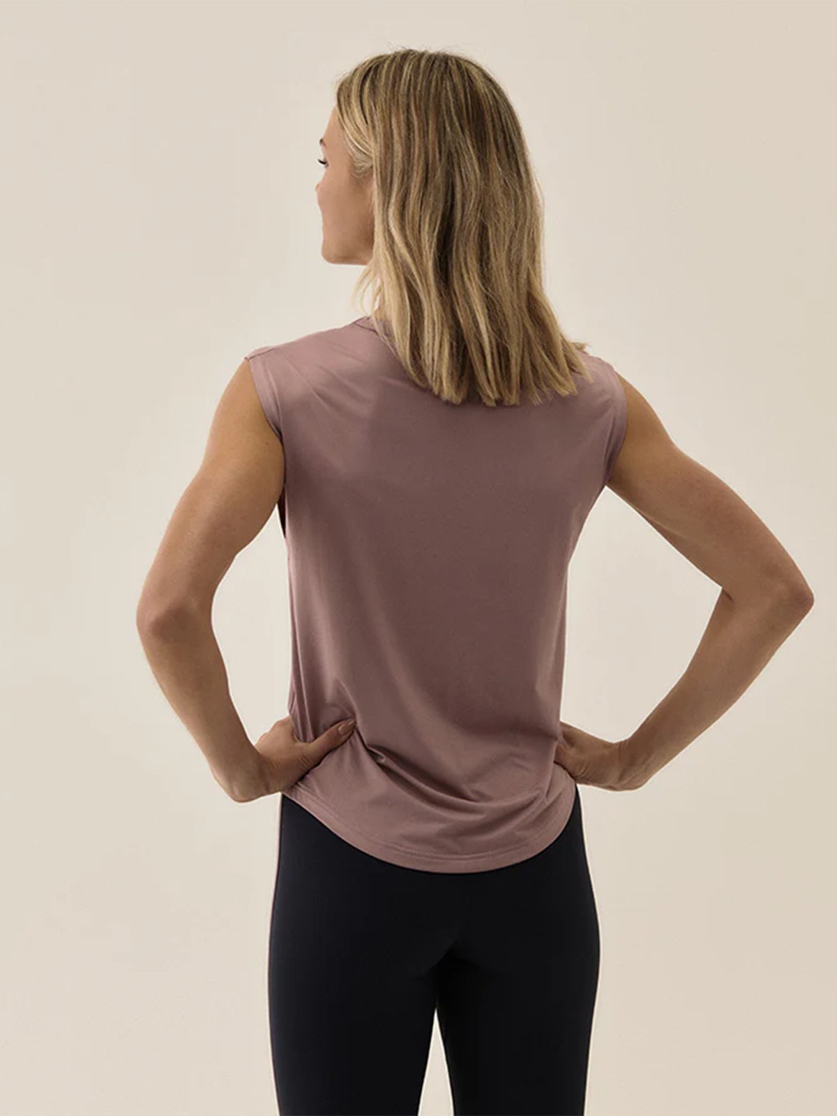 YMR Track Club Sandhamn Ladies Vest Retro Pink